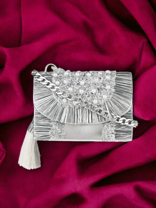 Ladies Silver fringe sling bag