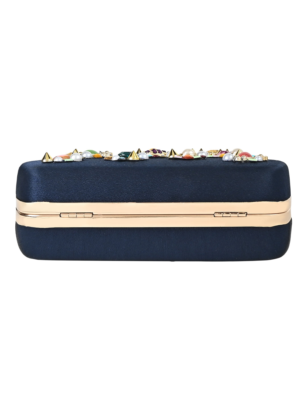 A Vdesi clutch made from quality materials. 