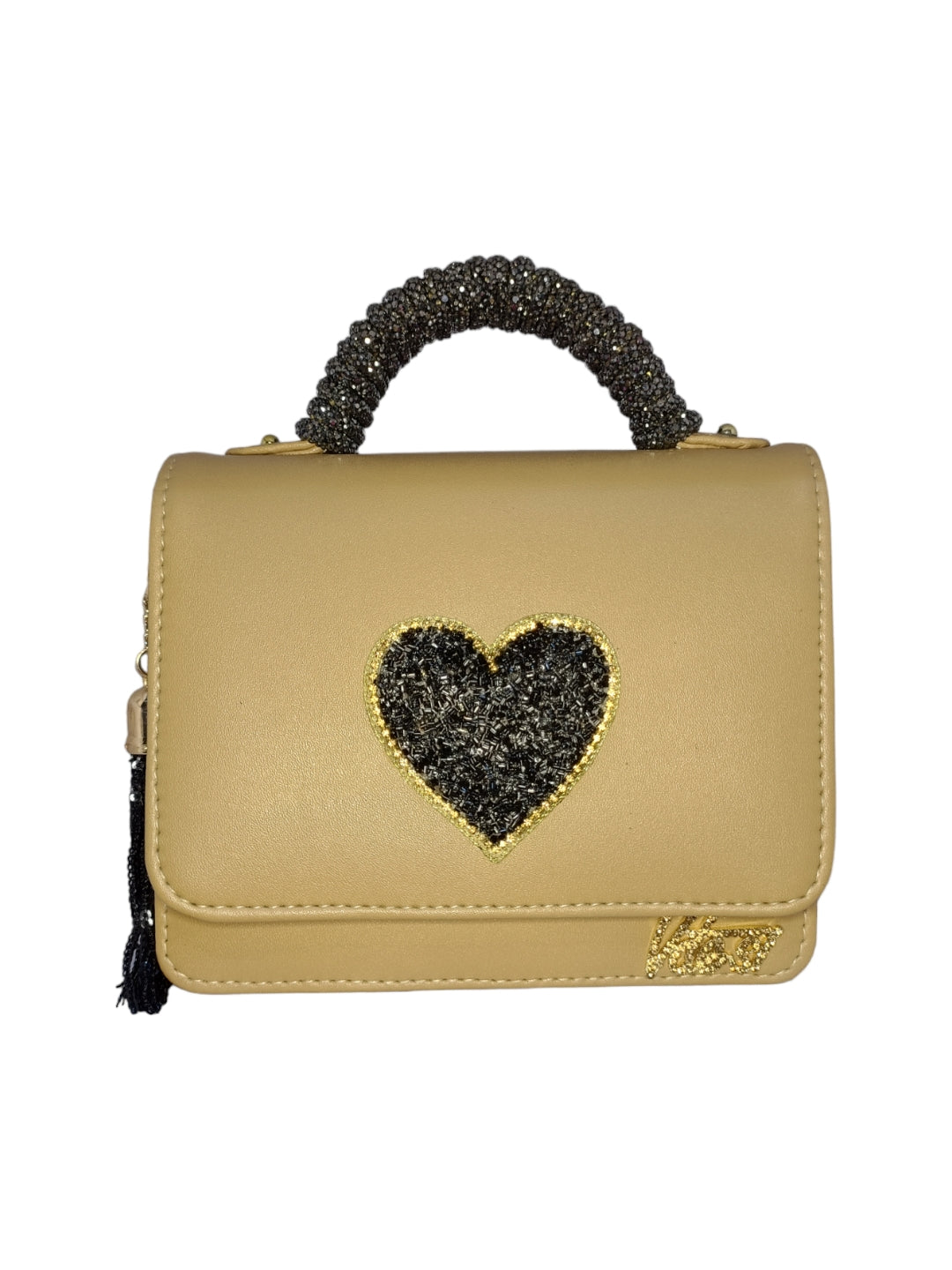 Unleash your inner fashionista with our beige crossbody bag. 