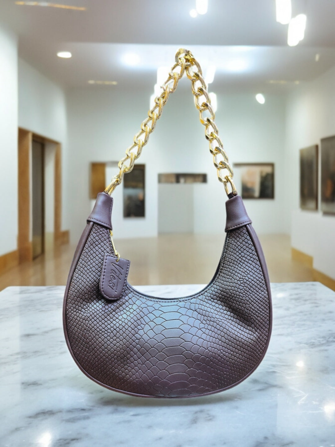A Vdesi half moon bag perfect for every outfit you wear. 