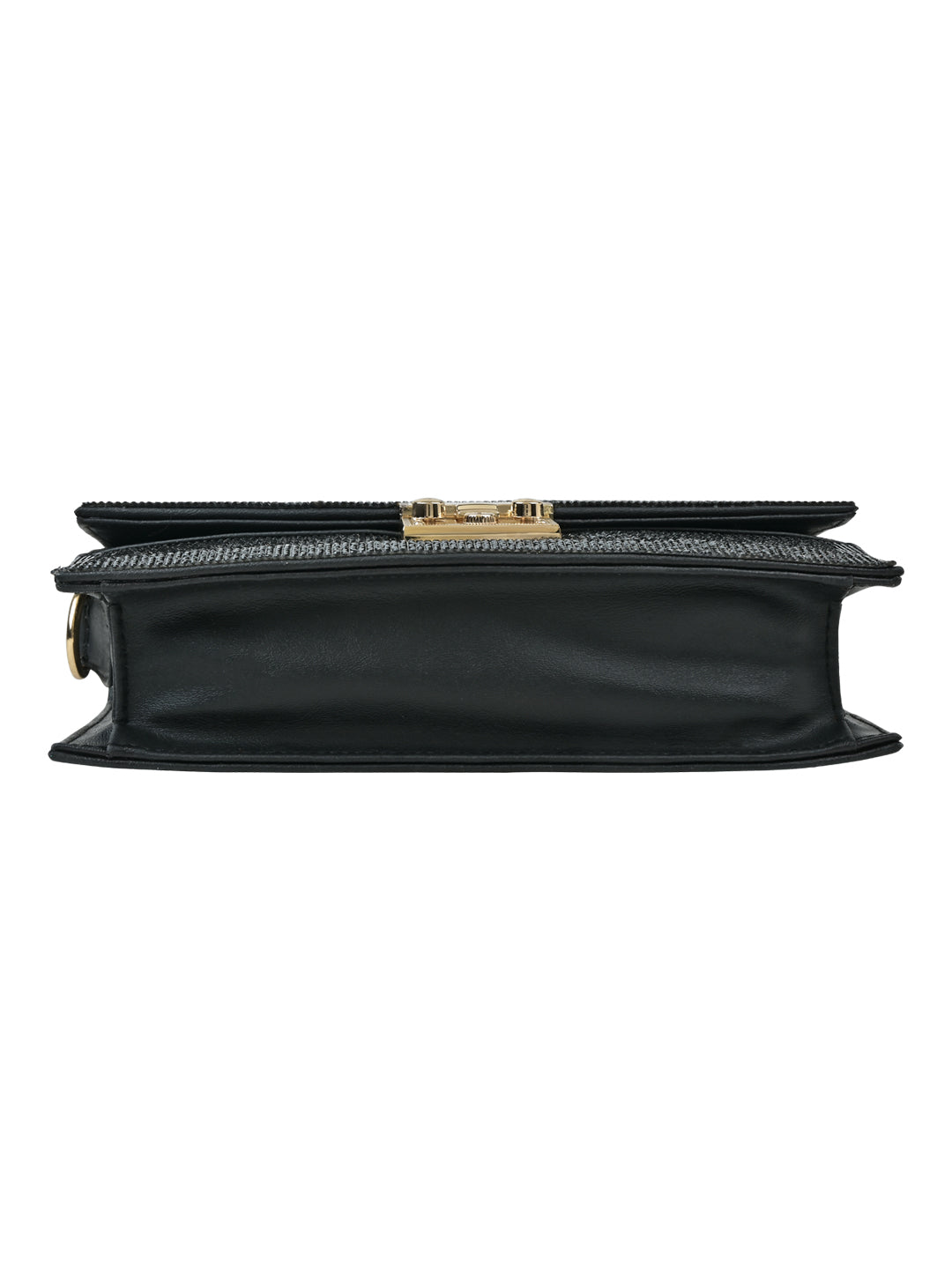 It is a must-have crossbody bag.